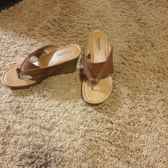 Sandals - Picture 2 of 2